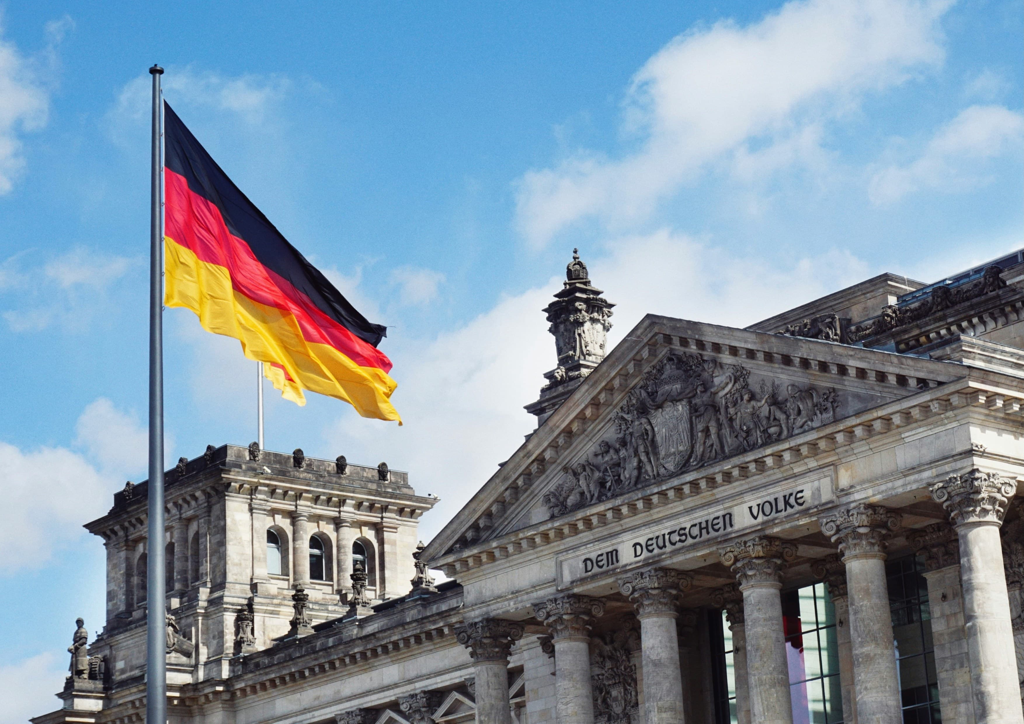 Internationale Wohnungssuchende planen die Suche nach einer Wohnung in Deutschland